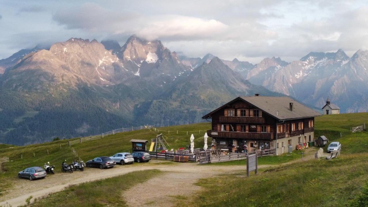 Almgasthaus Glocknerblick Großkirchheim Екстериор снимка